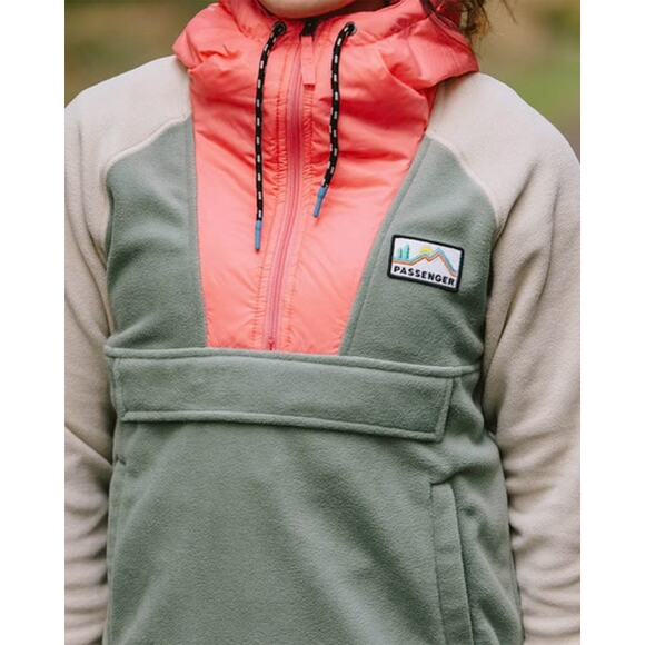 PASSENGER Rare! Alexander Recycled Polar Hooded Fleece Pullover - Picture 8 of 11